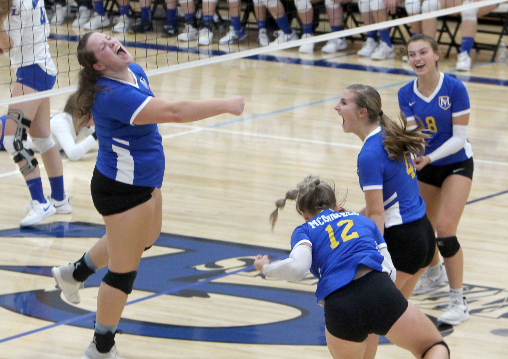 McDonell volleyball at Clear Lake 10-31-19